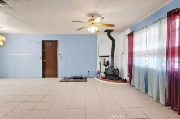 Hesperia, CA 92345,18230 Sumac Avenue