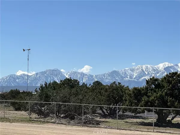 Oak Hills, CA 92344,10191 Bellflower Street