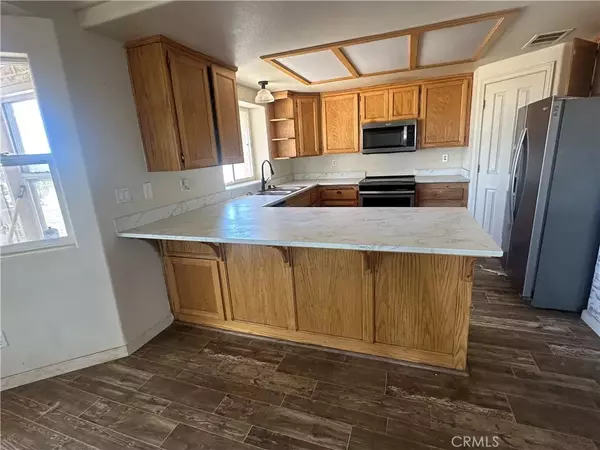 Oak Hills, CA 92344,10191 Bellflower Street