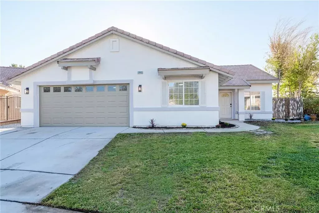 Victorville, CA 92395,13063 Canyon Oak Court