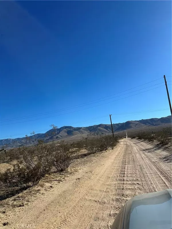 Apple Valley, CA 92308,12 Canyon View