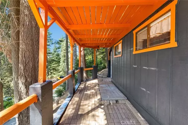 Lake Arrowhead, CA 92385,739 Lake Drive