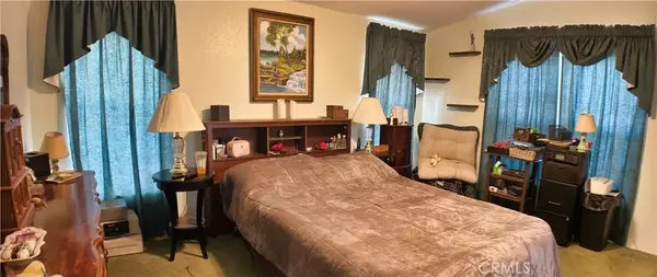 Oak Hills, CA 92344,10975 Decker