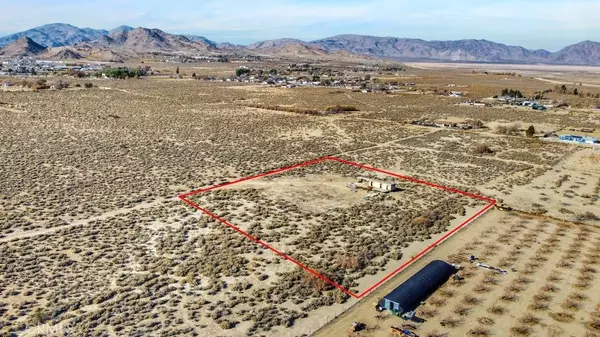 Lucerne Valley, CA 92356,0 Red Butte