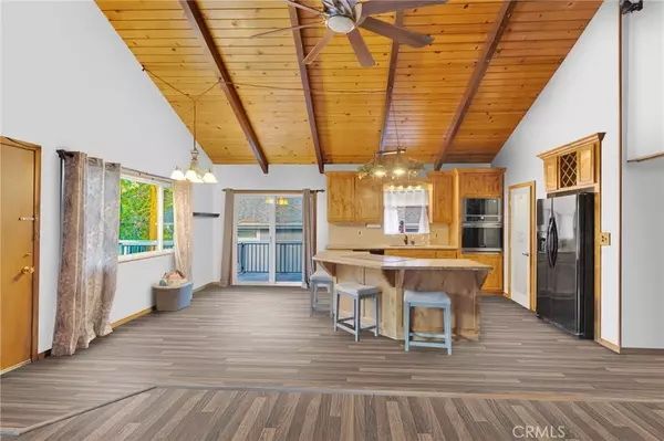 Wrightwood, CA 92397,5771 Heath Creek