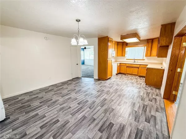 Barstow, CA 92311,29040 Gabilan