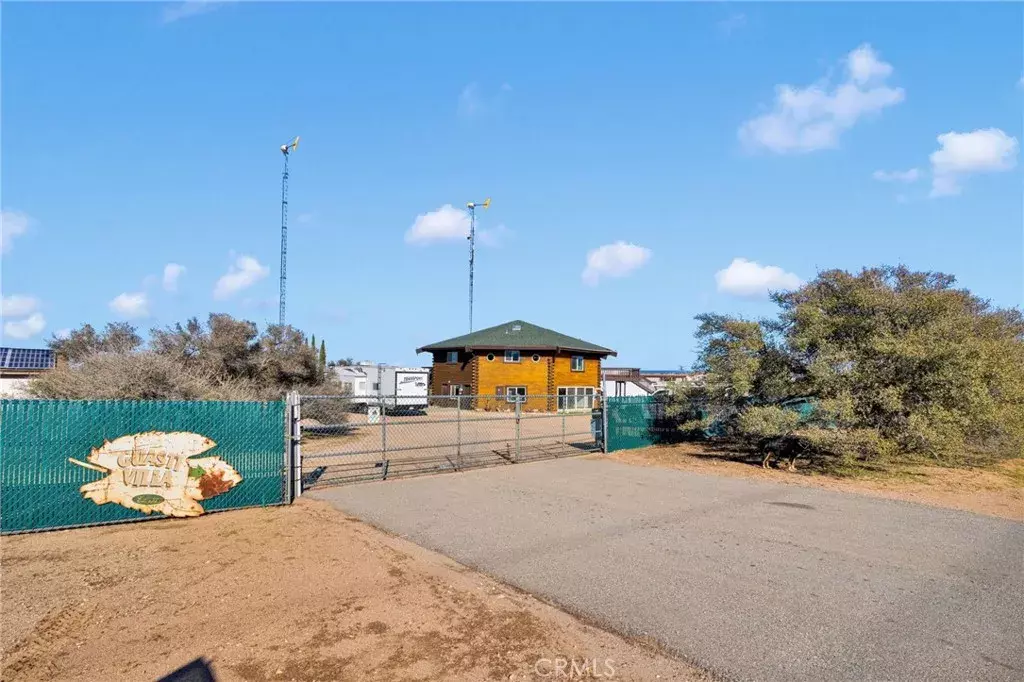 Oak Hills, CA 92344,10328 El Centro