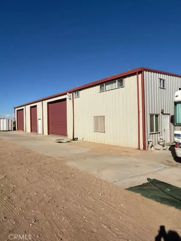 10328 El Centro, Oak Hills, CA 92344