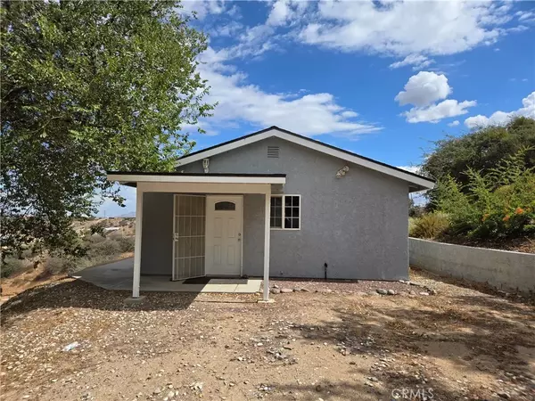 6467 Oak Hill #B, Oak Hills, CA 92344