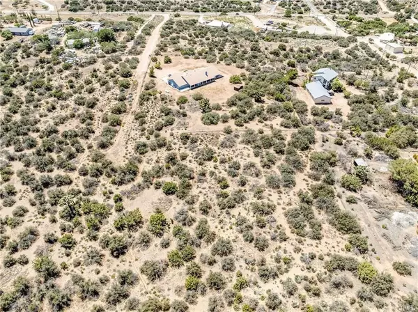 0 Larch, Oak Hills, CA 92344