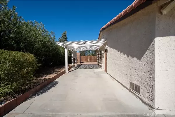 Hesperia, CA 92345,14664 Walnut Street