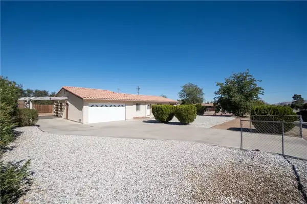 Hesperia, CA 92345,14664 Walnut Street