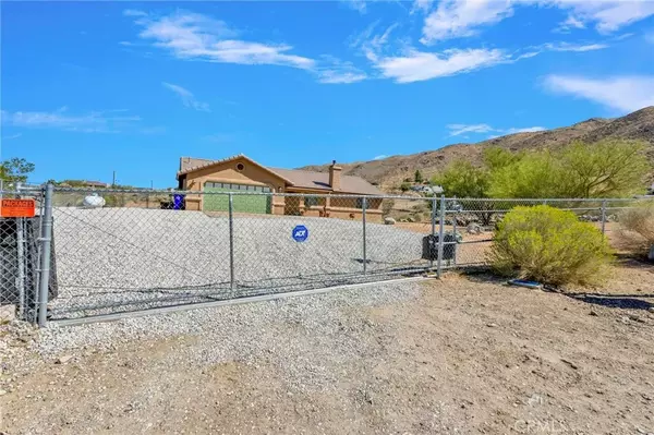 Apple Valley, CA 92308,9191 Nambe Road