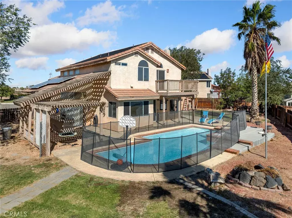 Victorville, CA 92392,12929 Topaz Circle