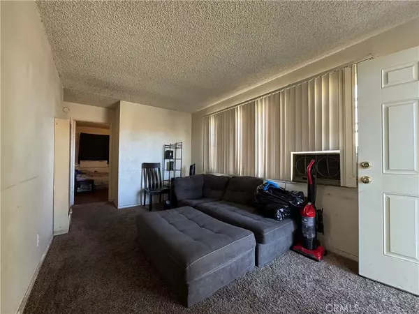Victorville, CA 92395,15162 S Mojave
