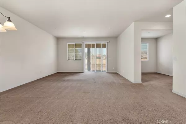Apple Valley, CA 92308,10875 Green Valley Road