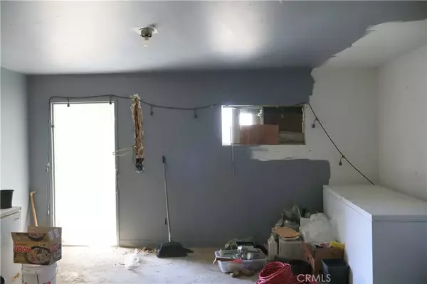 Adelanto, CA 92301,19567 Old El Mirage Road