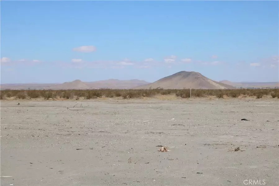 0 Oasis, Phelan, CA 92371