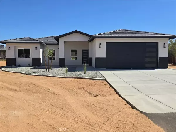 22645 El Centro Court, Apple Valley, CA 92307