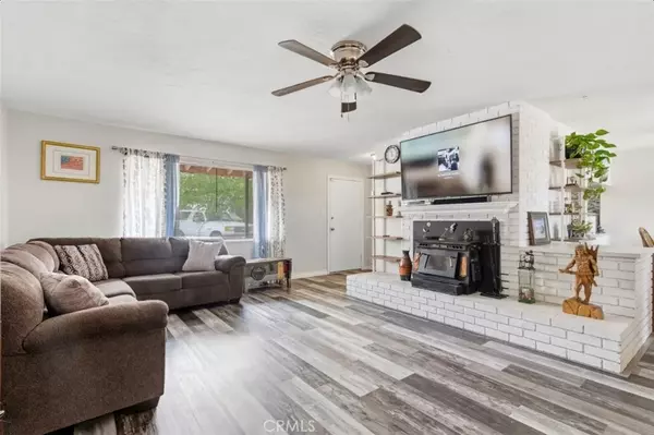 16264 Saint Timothy, Apple Valley, CA 92307