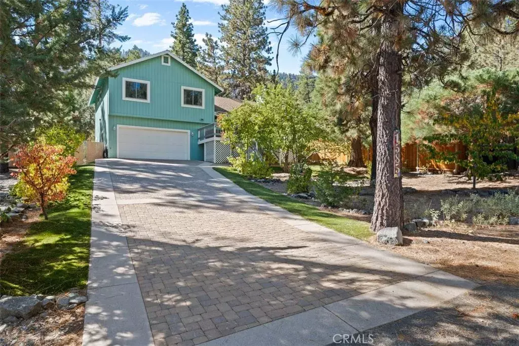 Wrightwood, CA 92397,1585 Linnet