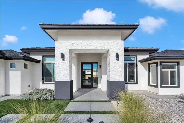 Apple Valley, CA 92307,16383 Ridge View Drive