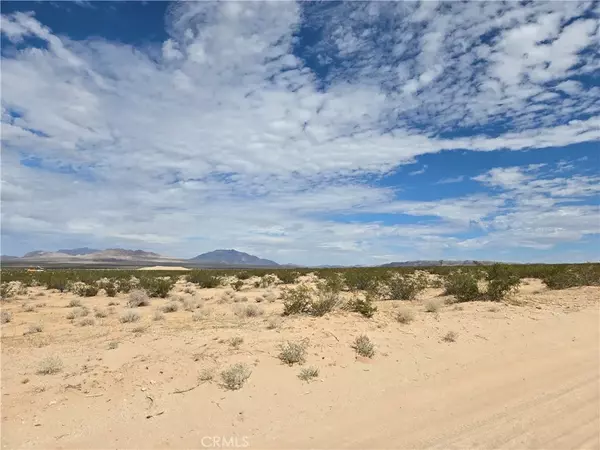 Lucerne Valley, CA 92356,0 Granite