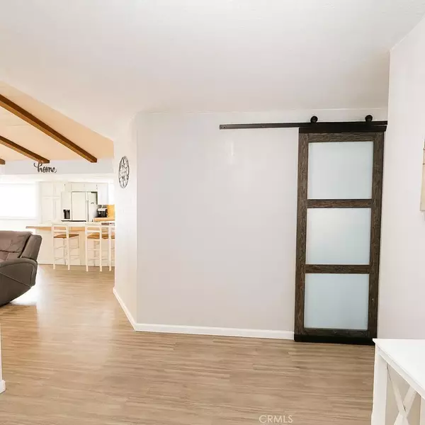 Phelan, CA 92392,8821 Wadi