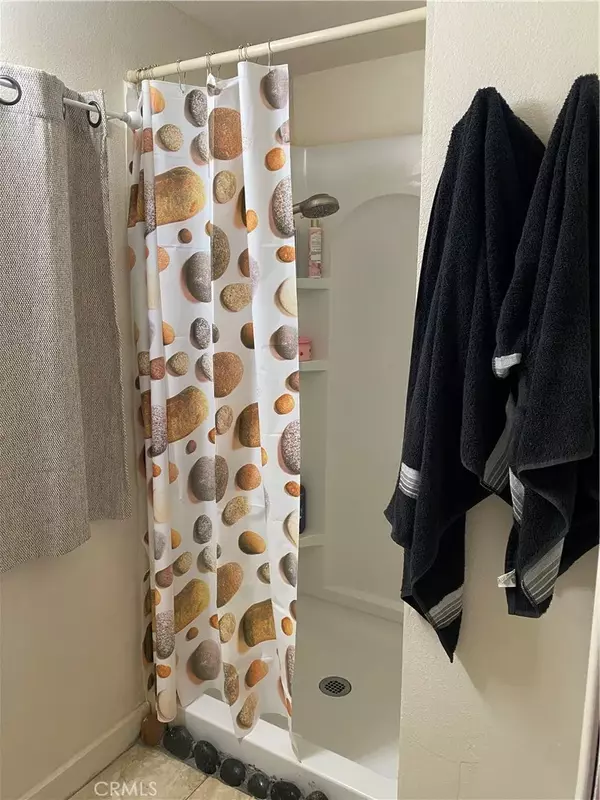 Apple Valley, CA 92307,15069 Burns