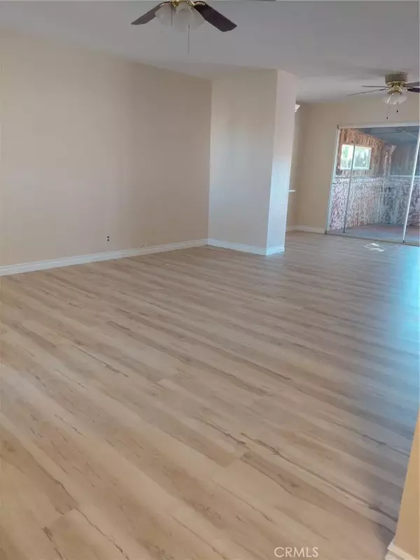 Helendale, CA 92342,27894 Fairacres