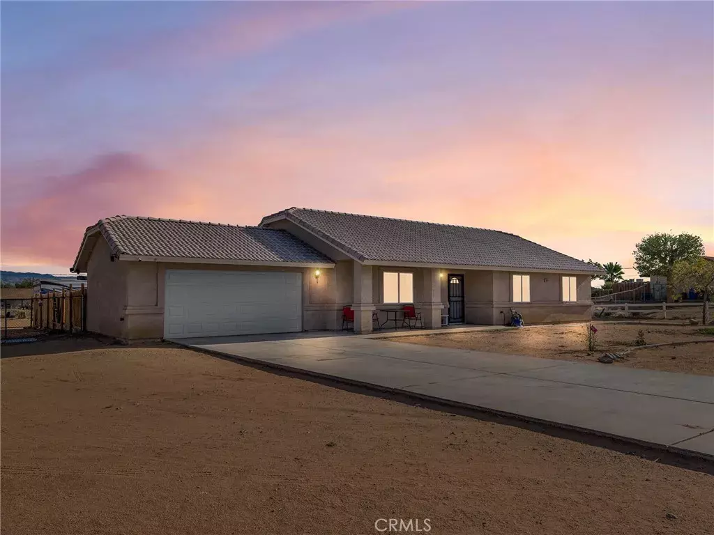 Apple Valley, CA 92307,15055 Dakota