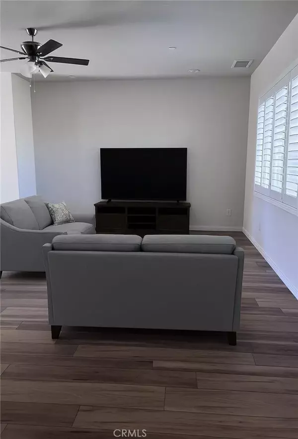 Victorville, CA 92395,15466 Lone Eagle Avenue