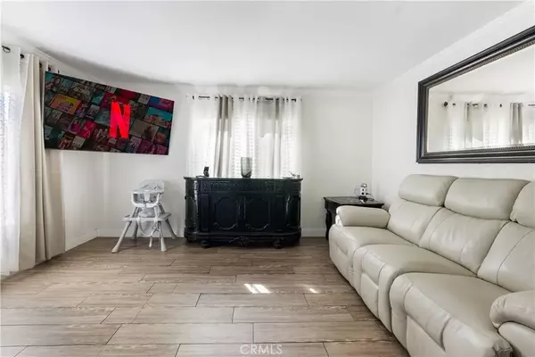 Los Angeles, CA 90022,389 Amalia