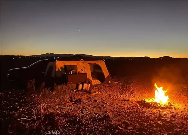 Joshua Tree, CA 92252,3120 Stonehill