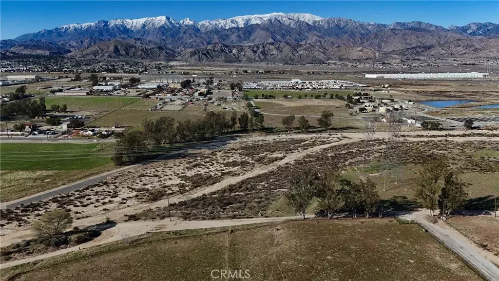 736 Porter, Banning, CA 92220