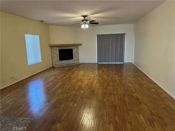 Helendale, CA 92342,26977 Silver Lakes