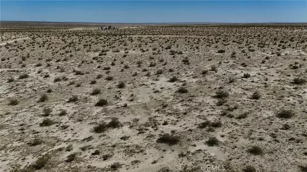 Adelanto, CA 92301,745 White Bird