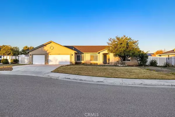 6834 Phoenix Court, Hesperia, CA 92345