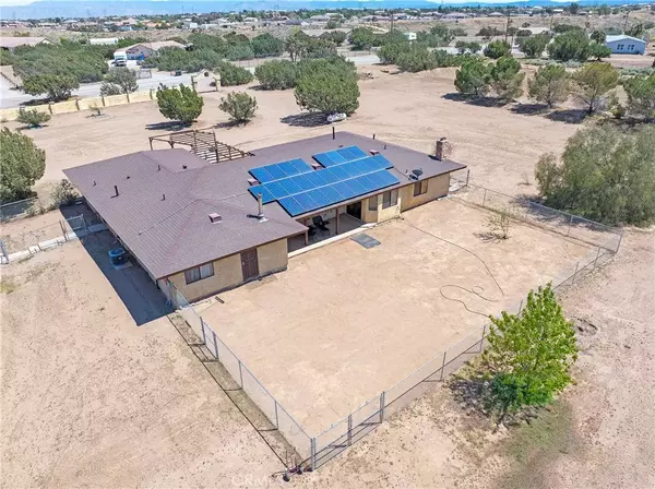 Oak Hills, CA 92344,9448 Braceo