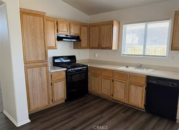 Adelanto, CA 92301,14777 Sandstone