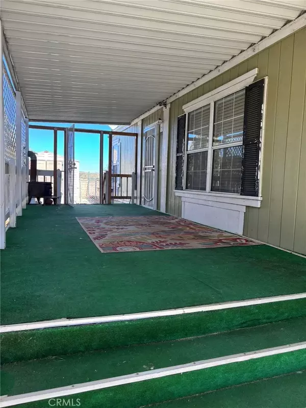 Apple Valley, CA 92307,20843 Waalew #C4