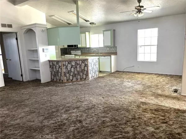 Apple Valley, CA 92307,20843 Waalew #C4