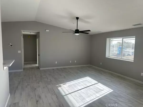 Apple Valley, CA 92307,16681 Osage Road