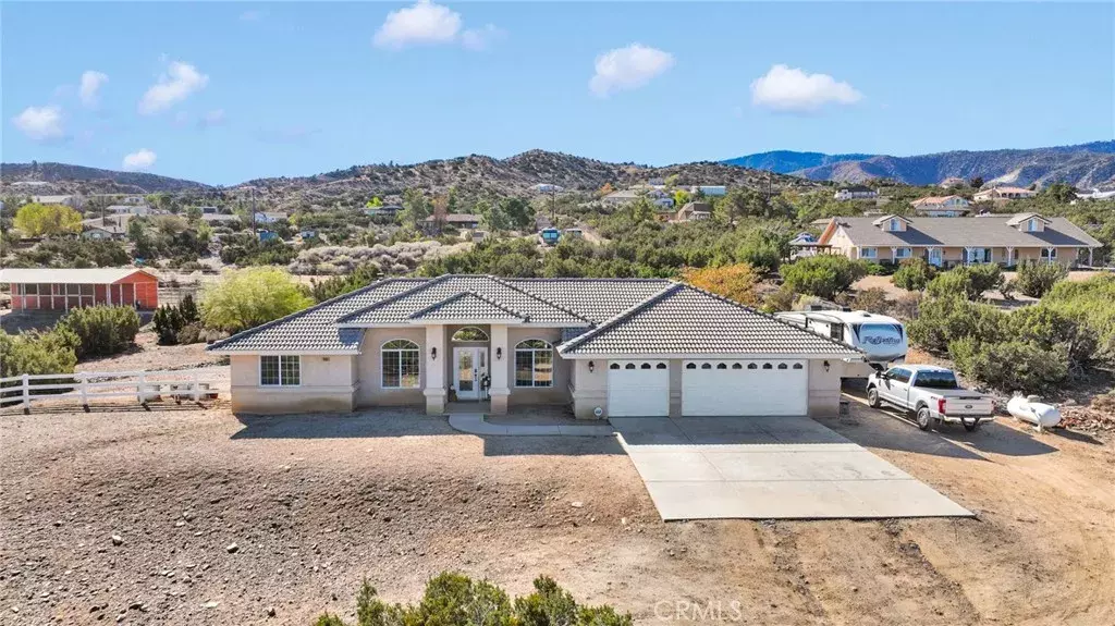 Pinon Hills, CA 92372,2909 Silver Ridge Drive