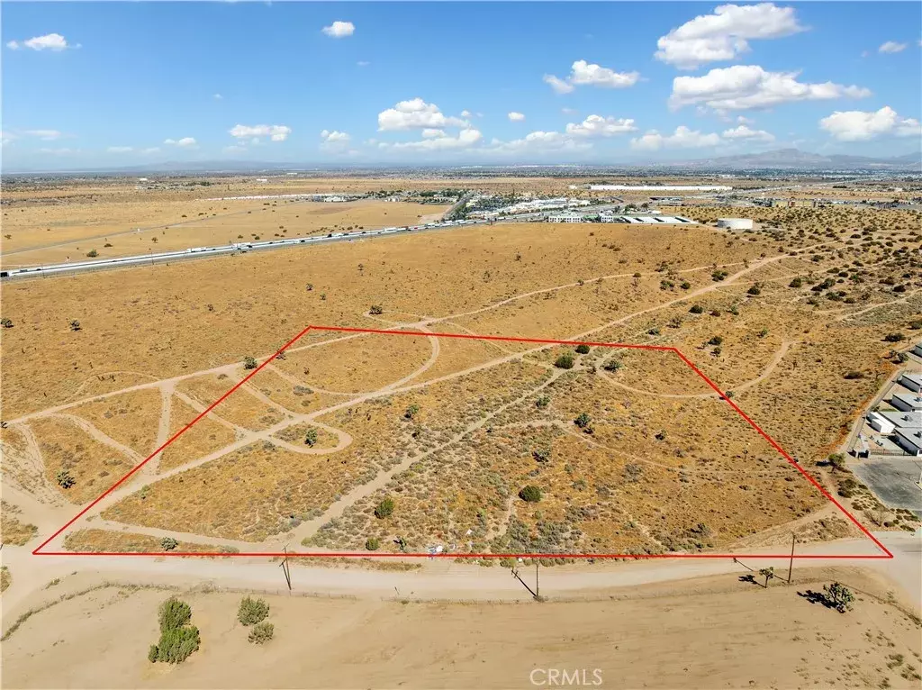 Hesperia, CA 92344,0 VL-3064631060000