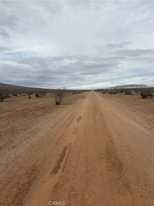 Apple Valley, CA 92307,0 Comanche