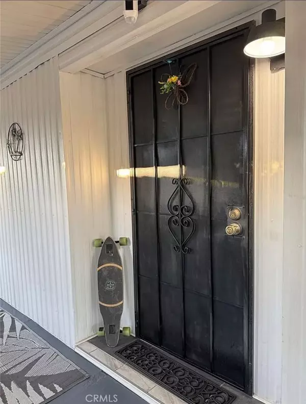 Apple Valley, CA 92308,22601 Bear Valley #63