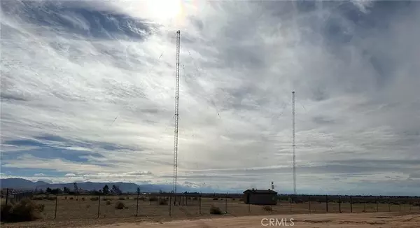 23291 Zuni, Apple Valley, CA 92307