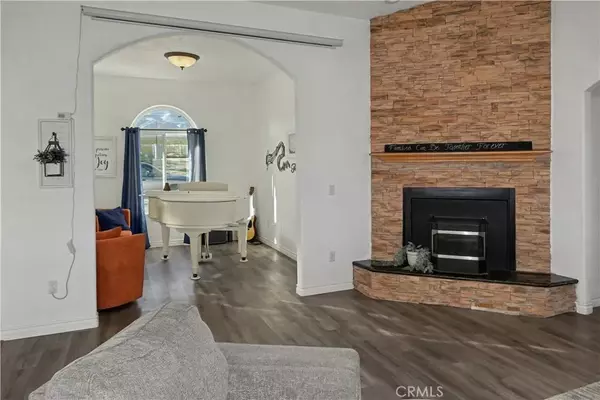 Lucerne Valley, CA 92356,30788 Buenos Aires