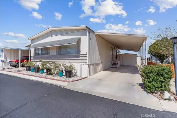 Victorville, CA 92395,13393 Mariposa RD #99